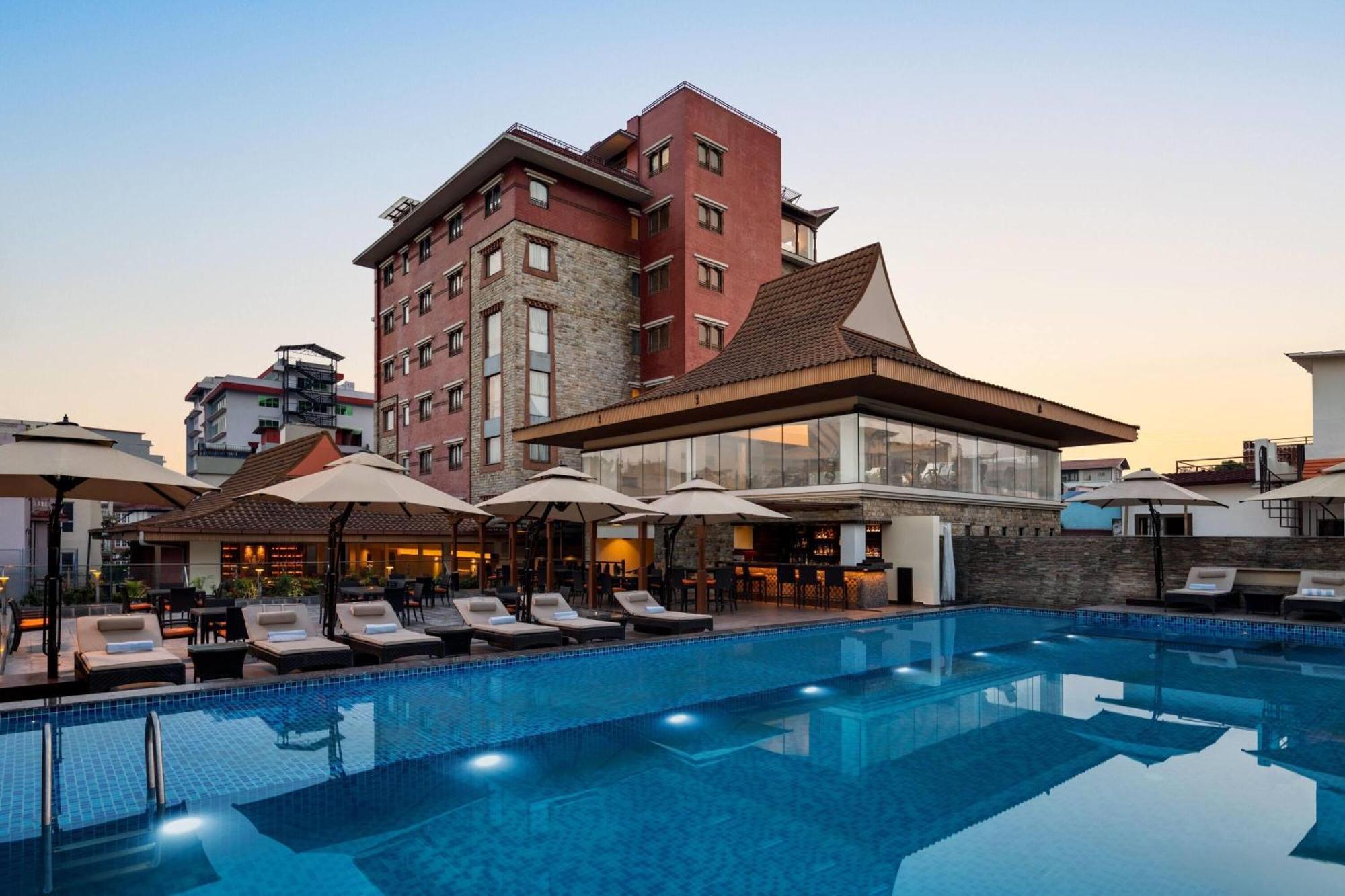 Ramada By Wyndham Kathmandu Dhumbarahi Hotell Exteriör bild