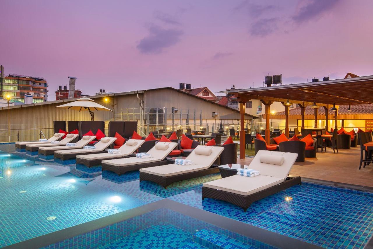 Ramada By Wyndham Kathmandu Dhumbarahi Hotell Exteriör bild